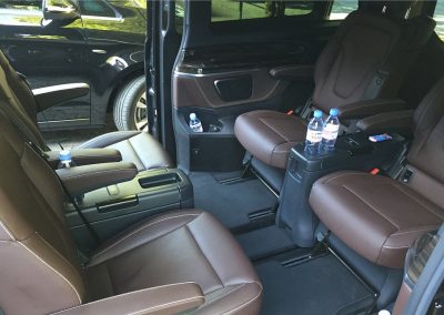 Mercedes-VClass-5Seater-02