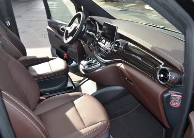 Mercedes-VClass-6Seater-01