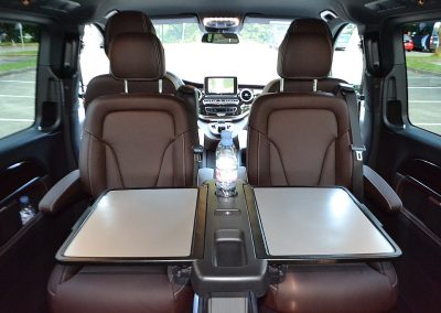Mercedes-VClass-6Seater-01