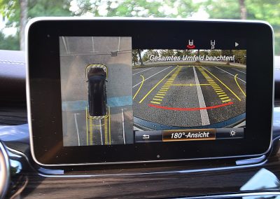 Mercedes-VClass-6Seater-01