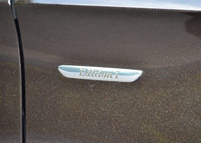 Mercedes-VClass-6Seater-01