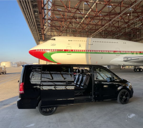 VIP Abfertigung & Rollfeldabholung